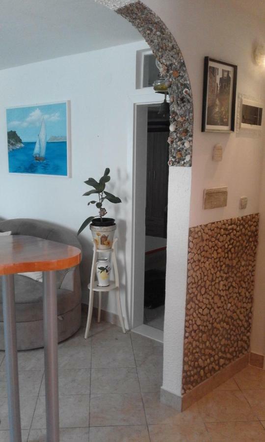 Old Castle Apartment บาการ์ ภายนอก รูปภาพ